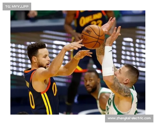 布朗砍下23分力助球队胜利精彩表现回顾